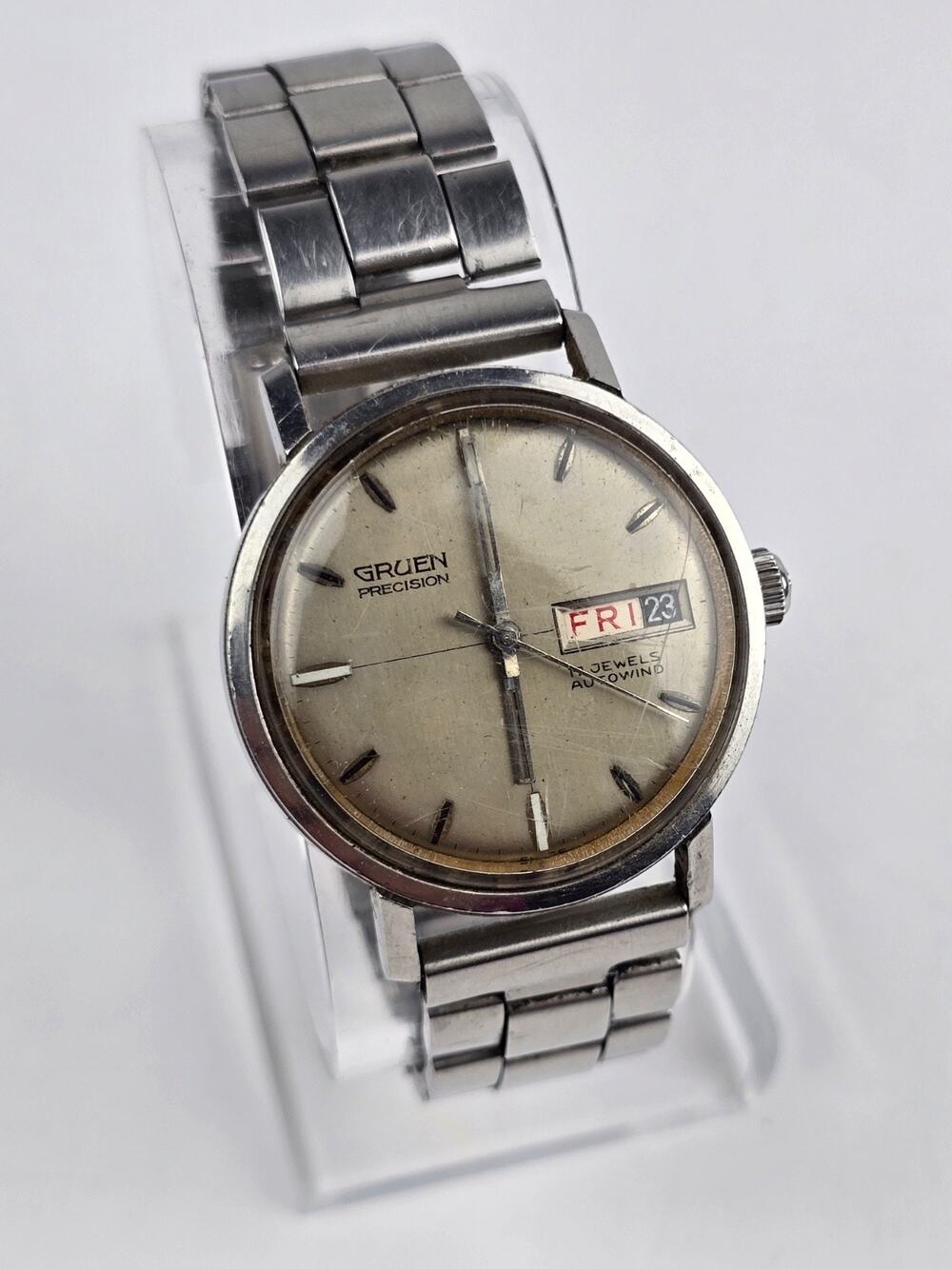 Gruen 17 Jewel Autowind Men's 34mm Watch Silver dial Day/Date stainless running